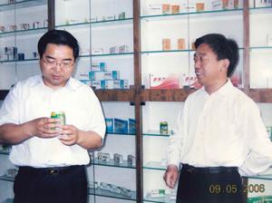 2006年5月9日，時(shí)任洛陽市市長(zhǎng)連維良到我公司考察